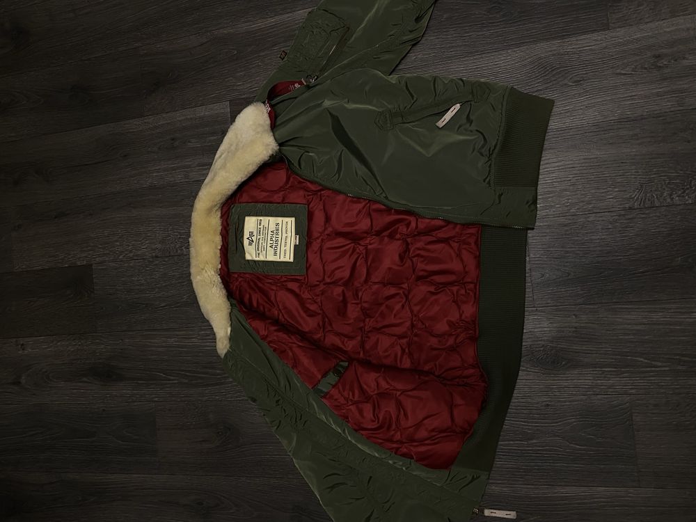 Оригінал Alpha Industries бомбер XL рідкісний колір
