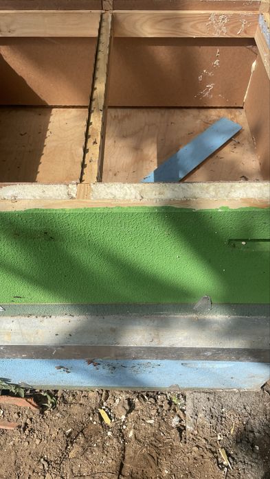 Lote material apicola