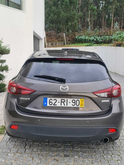Mazda 3 Excellence Navy - Castanho