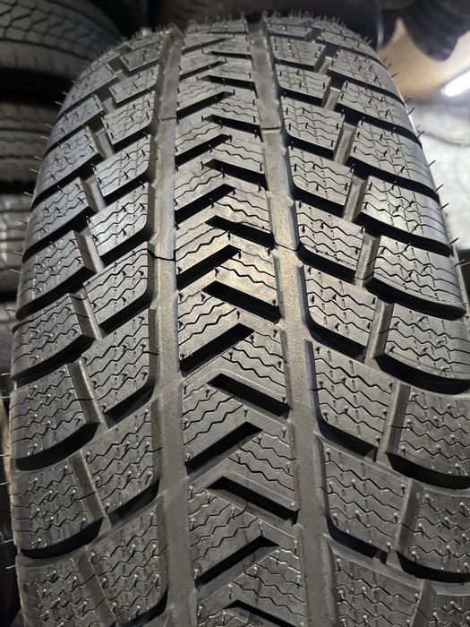 245/70/R16 107T (Пара) Michelin Latitude Alpin Нові