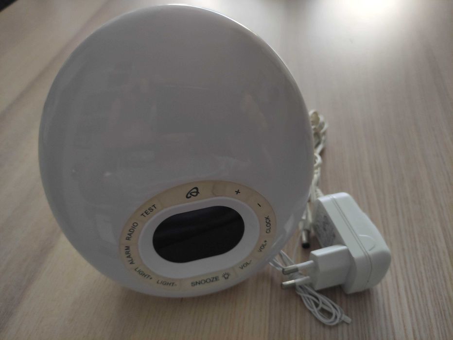 Rádio despertador luminoso