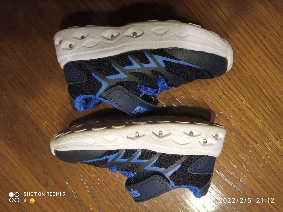 Sprandi buty sportowe dziecięce świecące