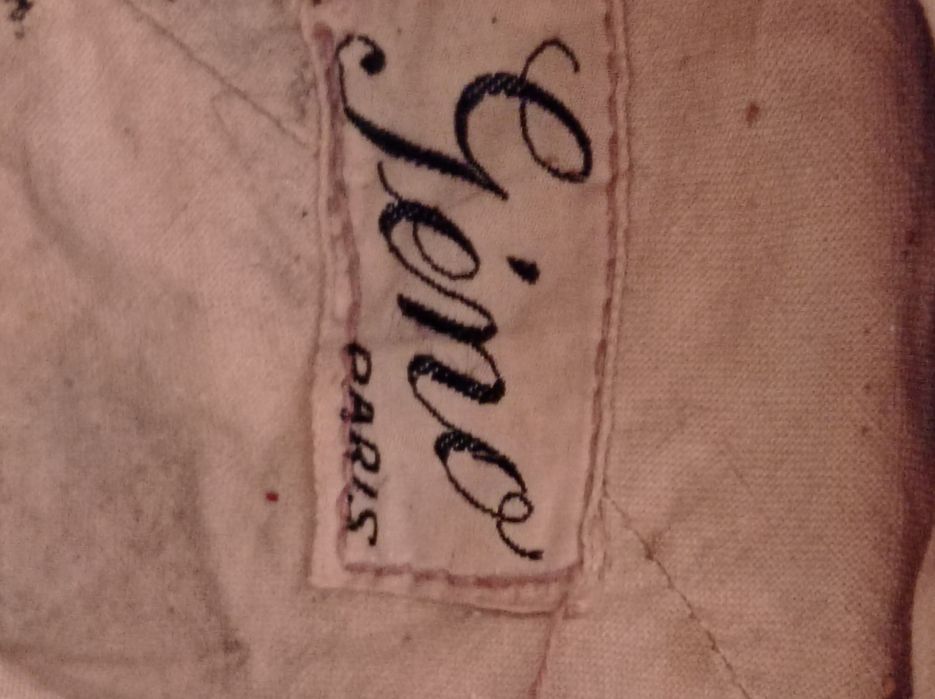 Capacete modelo militar de 1935