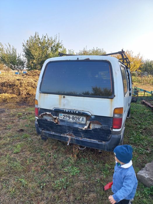 Авто Тойота Хайса 1995 рік народження