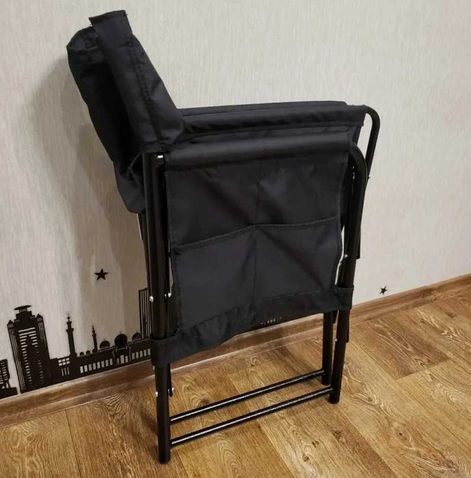 Крісло для відпочинку на дачі та природі з відкидним столиком