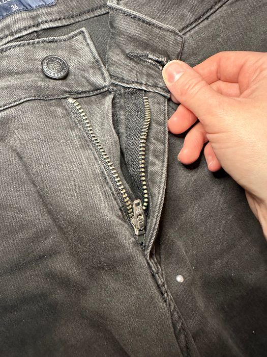 Джинси завужені графітові, чорні Mohito