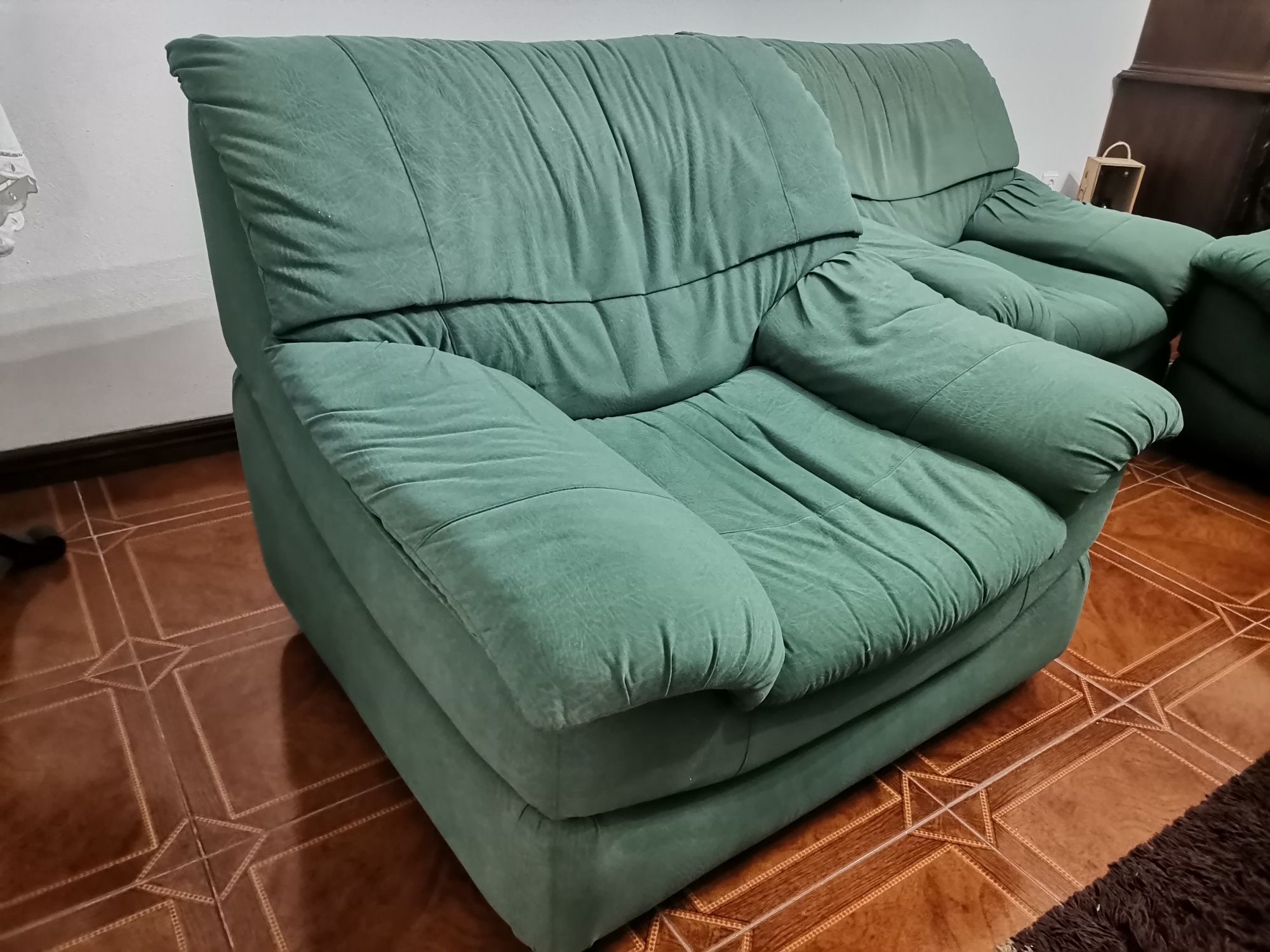 Conjunto 2 Sofás individuais verdes