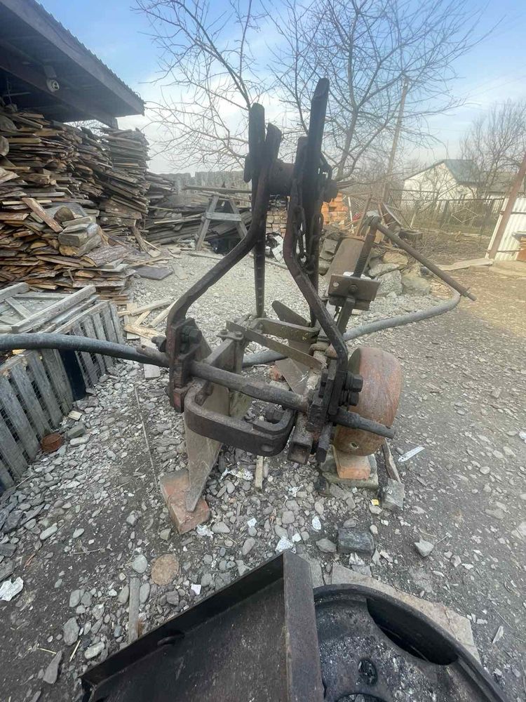 Плуг 2-35 до юмз, т40, та інших тракторів