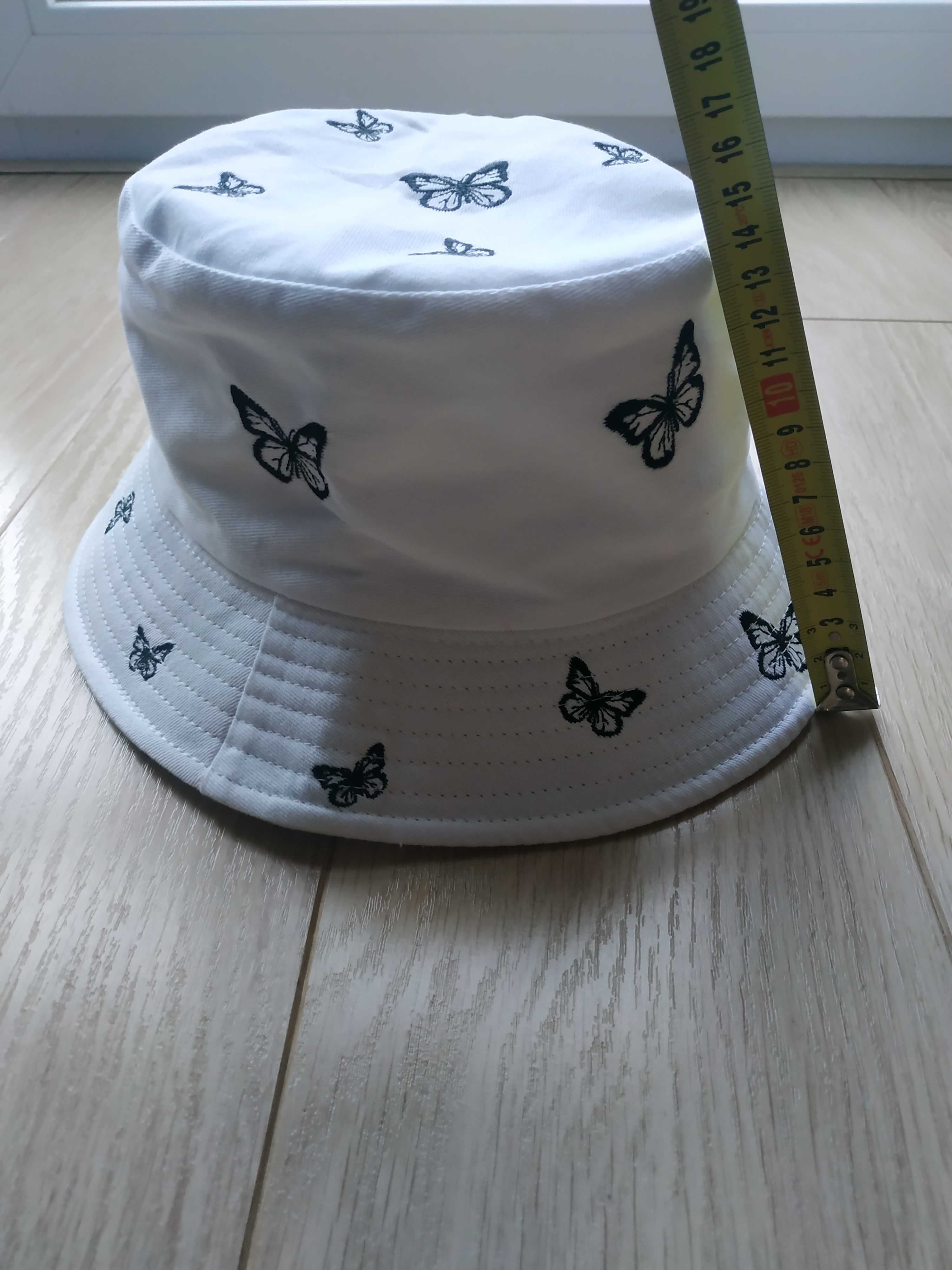 Kapelusz, czapka BUCKET HAT biały w motylki - niezła główka :)