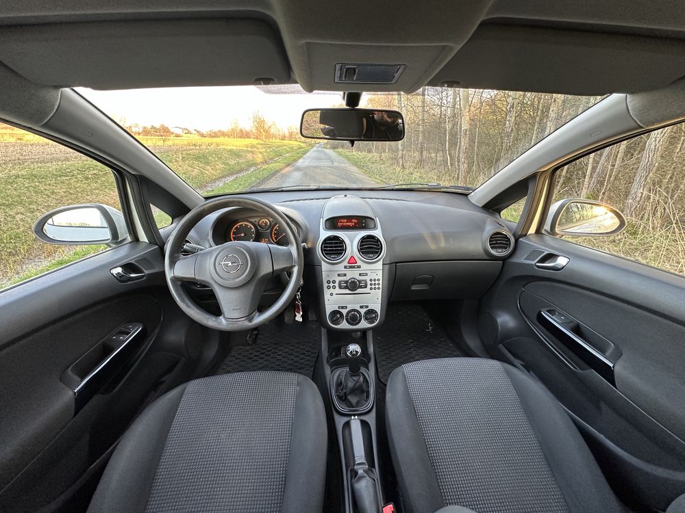 Opel Corsa Benzyna 5drzwi Krajowy nowy rozrząd olej i filtry