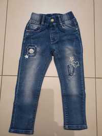 Spodnie jeansowe dla dziewczynki 92/98
