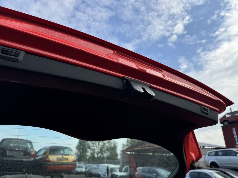 Audi A3 8L klapa tył tylna LY3F