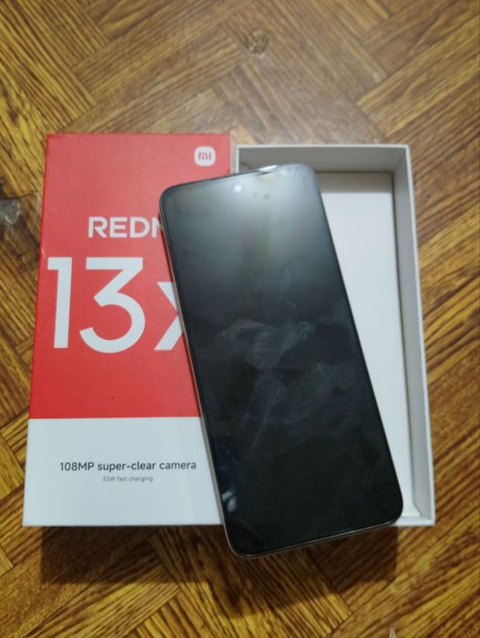 Redmi 13x новый телефон , с чехлом