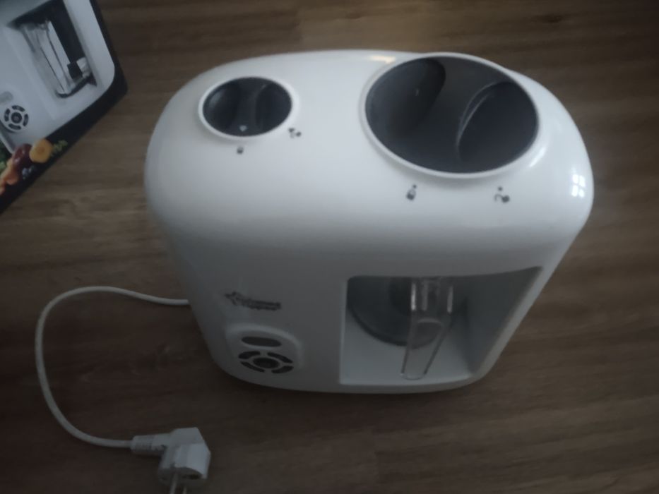 Tommee tippee Urządzenie wielofunkcyjne do przygotowania posiłków dla