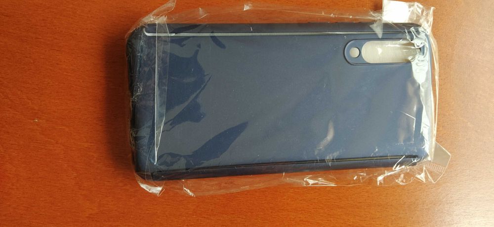 Vendo capa telemóvel Xiaomi MI A 3 Litte azul