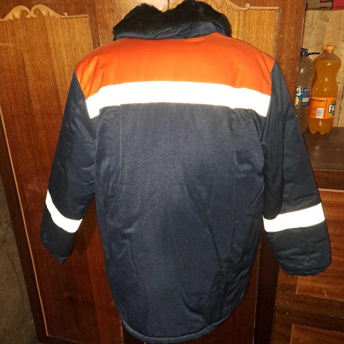 Продам бушлат зимовий(новий)