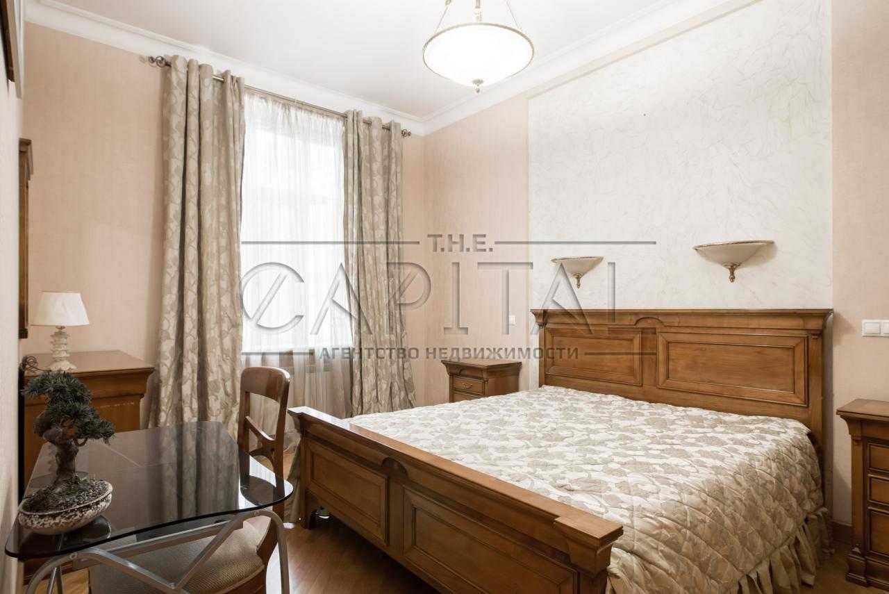 2-кім. квартира в урядовому кварталі, вул. Банкова, 1/10, 72 м² Липки