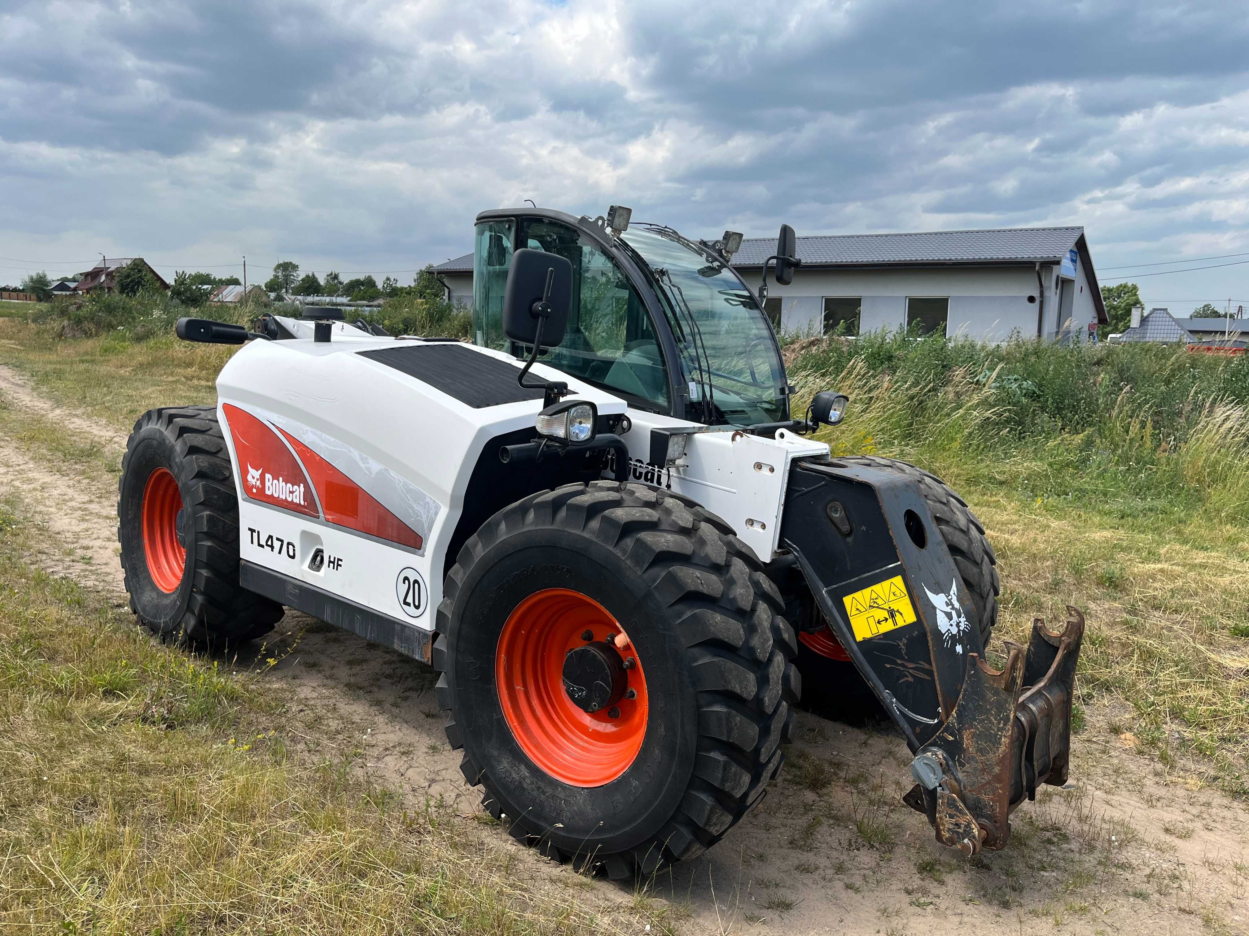 Wynajem ładowarki teleskopowej BOBCAT TL470