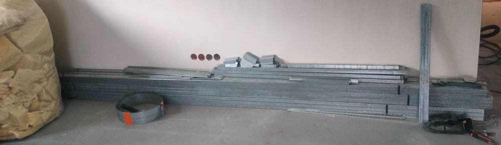 Stelaż profil  CD 60.4m 20 szt. Po 18 zł