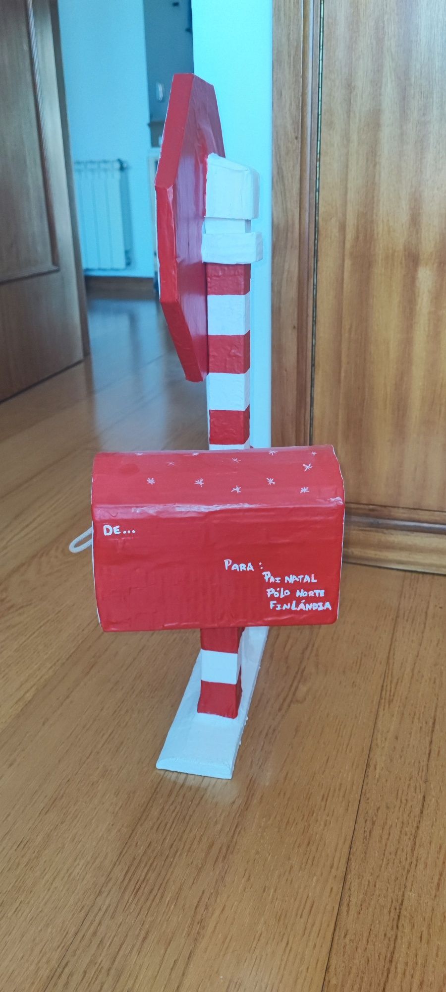 Natal - stop pai natal e caixa para cartas de natal