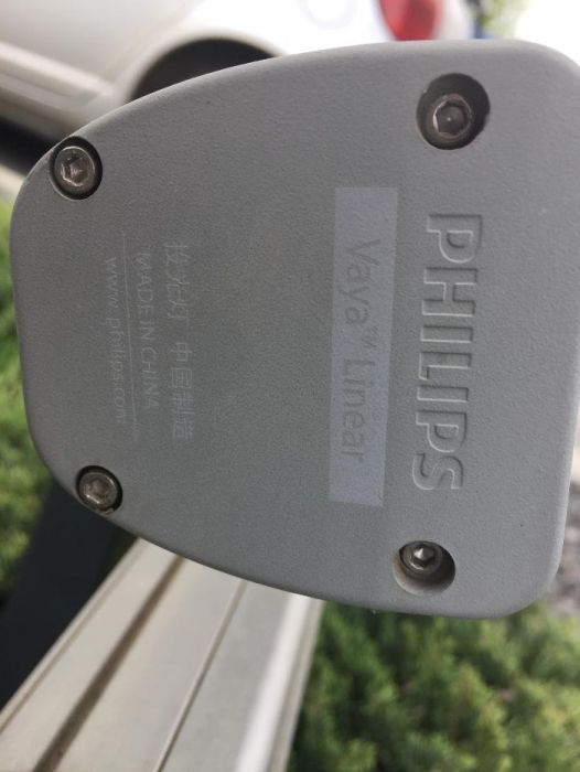 Oświetlenie led oprawa zewnetrzna Philips BCP 420 18xLED