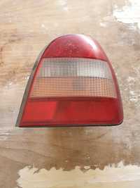 Farol NISSAN SUNNY