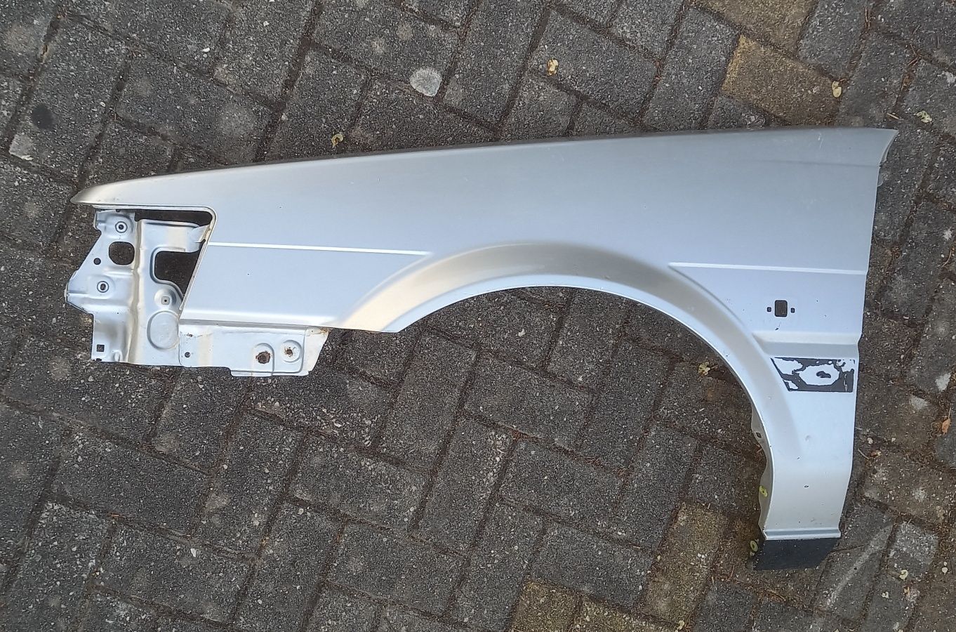 Guarda-lamas Toyota Corolla DX E80
