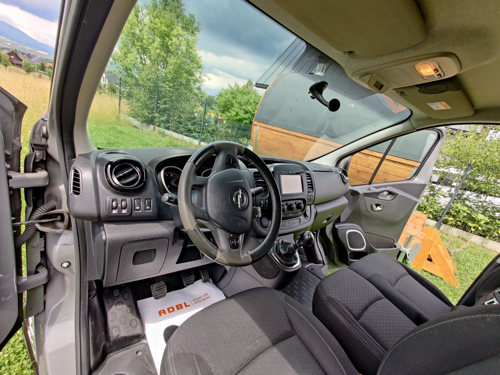 Zamiana na minikoparke Opel Vivaro Twin Turbo (brygadowy)