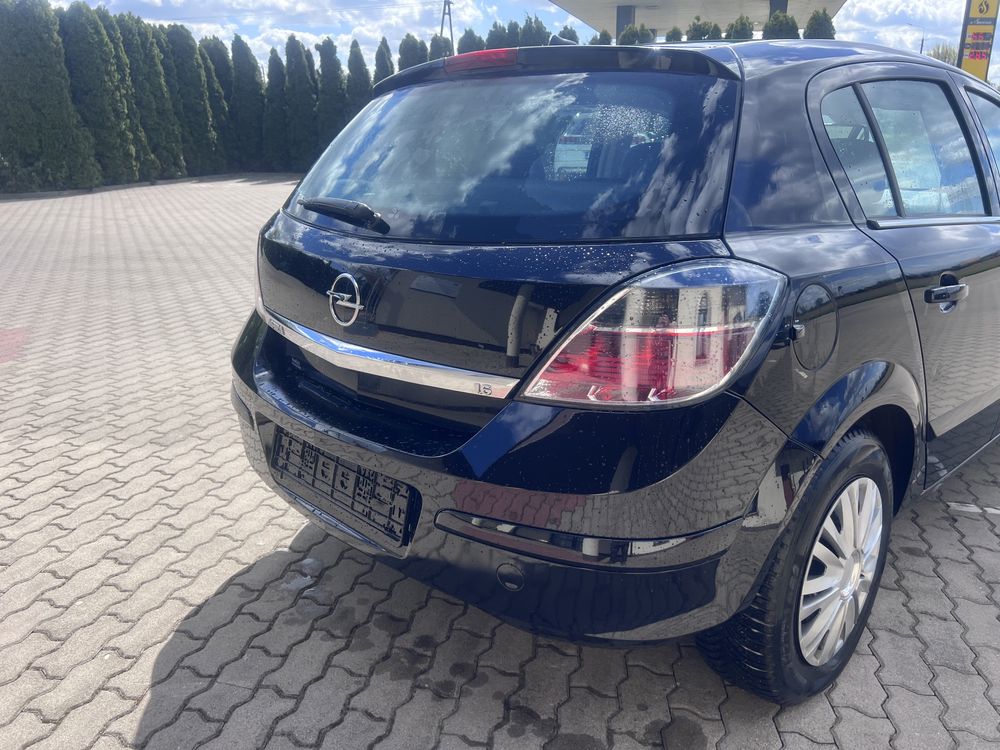 Opel Astra H 1.6 benzyna //COSMO//NAVI//2008//180tysKM//Sprowadzony!