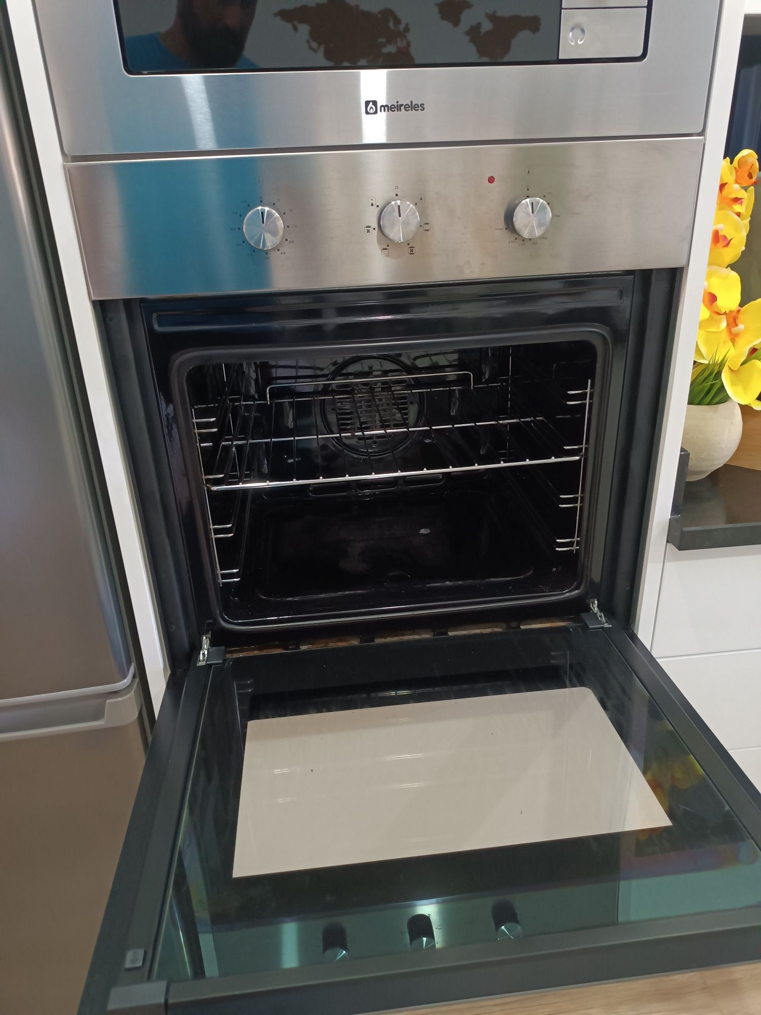 Forno Meireles em estado impecável