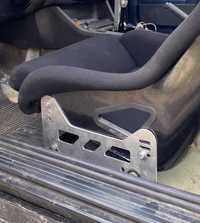 Адаптери під ковш/спортивні сидіння на рідні салазки для BMW Е30
