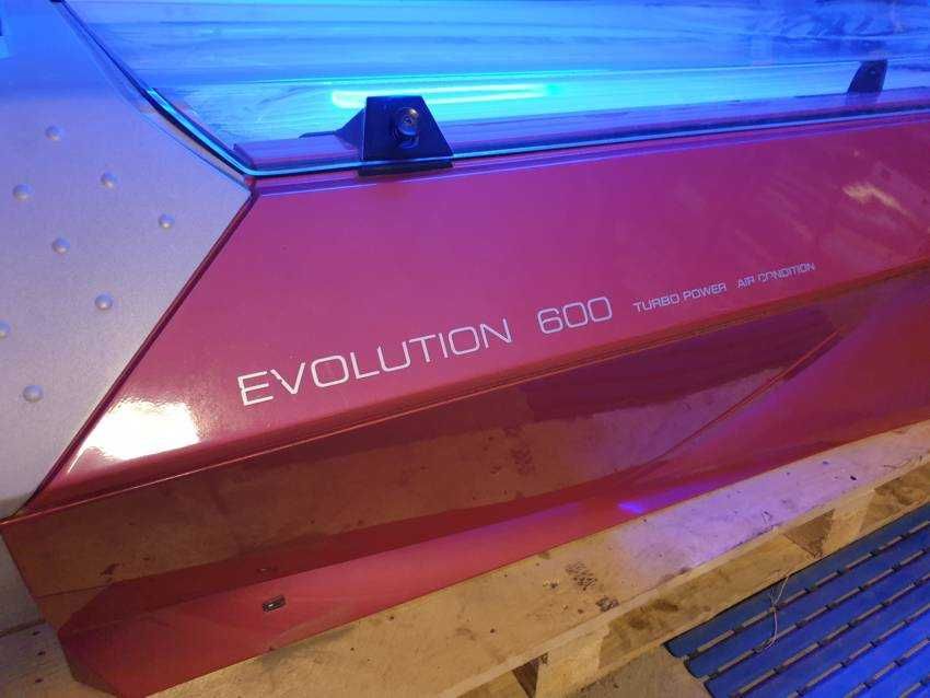 Ergoline Evolution Solarium do Opalania Ciała dobre lampy