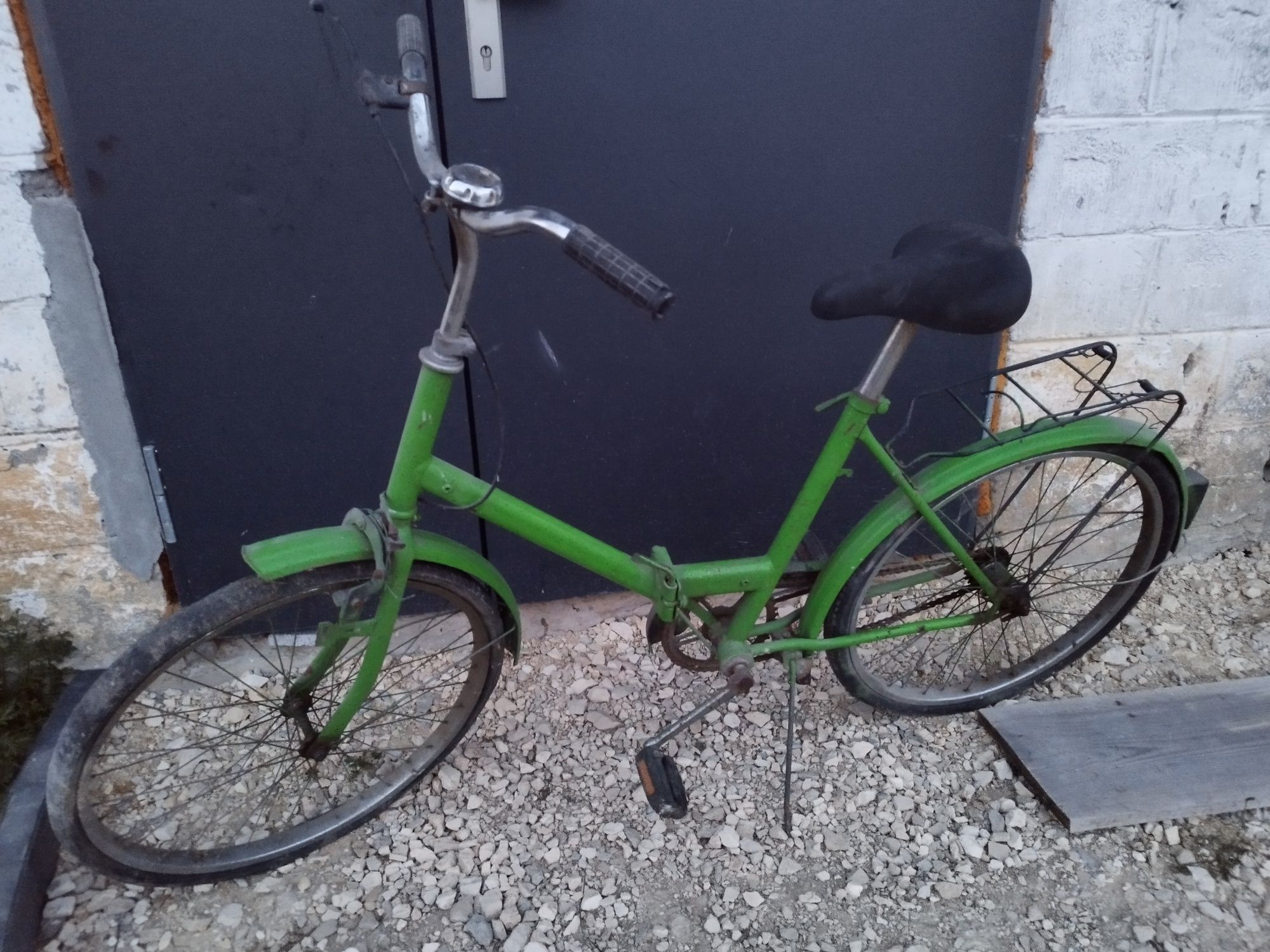 Rower zabytkowy - składak - piękny, zielony