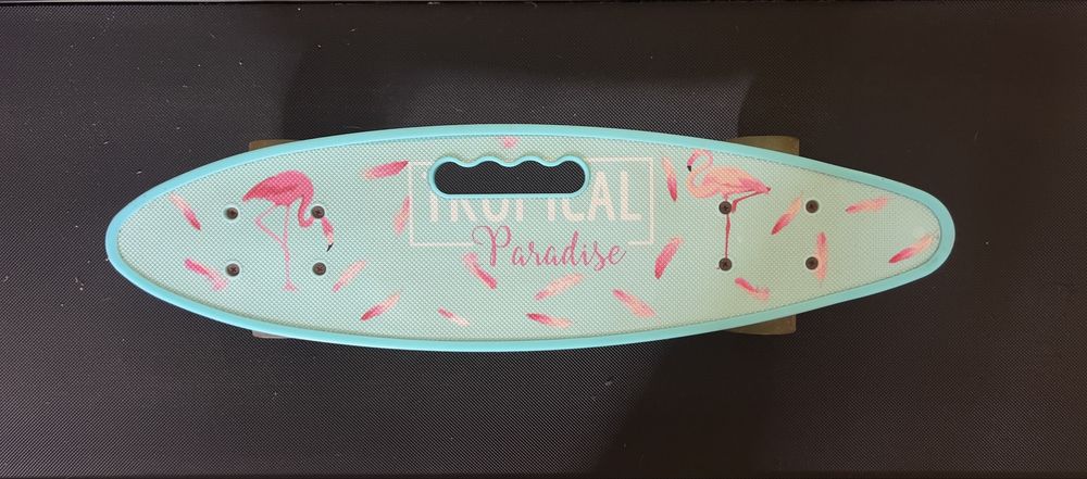 Skate com rodas de gel