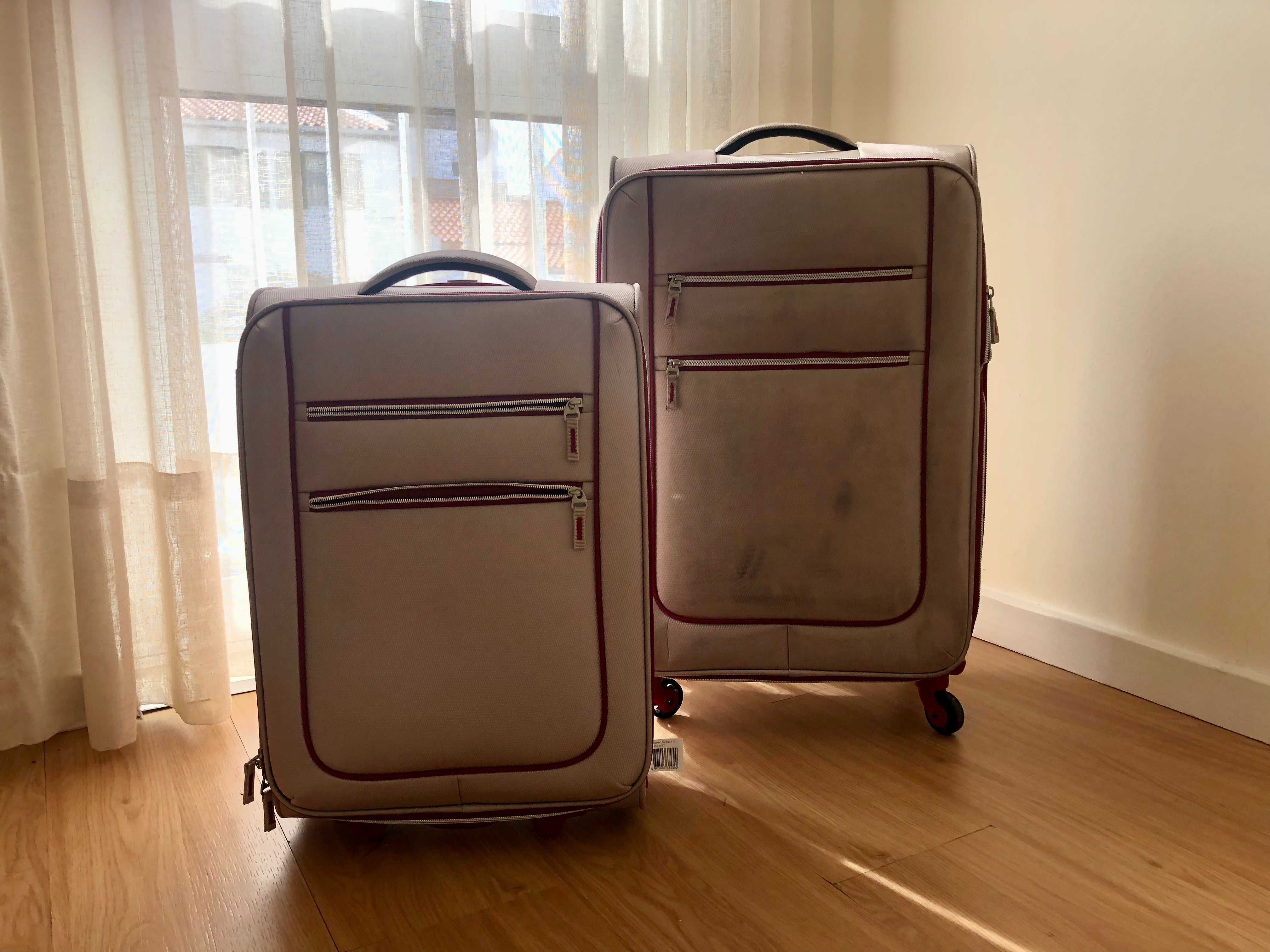 Conjunto malas de viagem (grande e média)