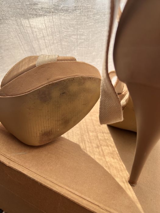 Szpilki sandały beż 38 stan idealny