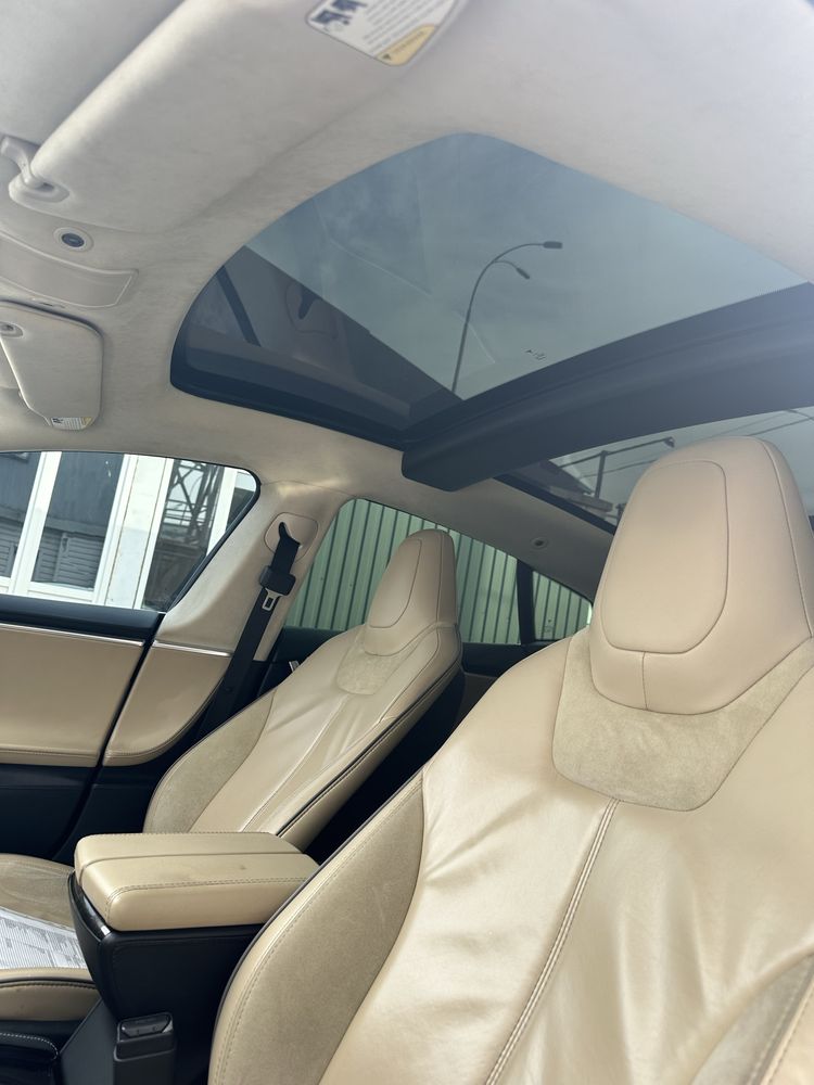 Tesla model s perfomance