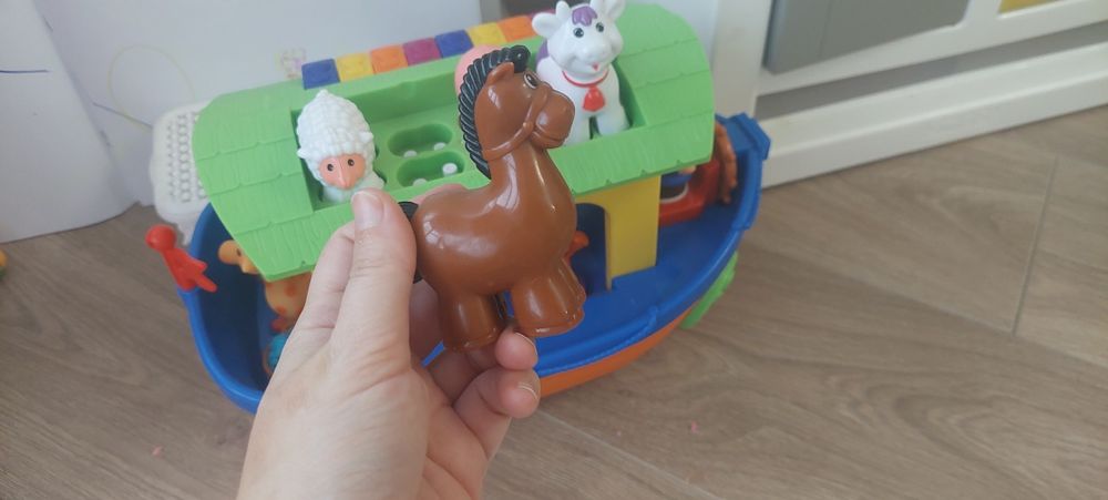 Ноєв Ковчег стан гарний