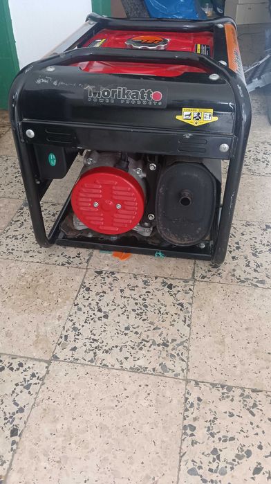 Vendo gerador com poucas horas de uso