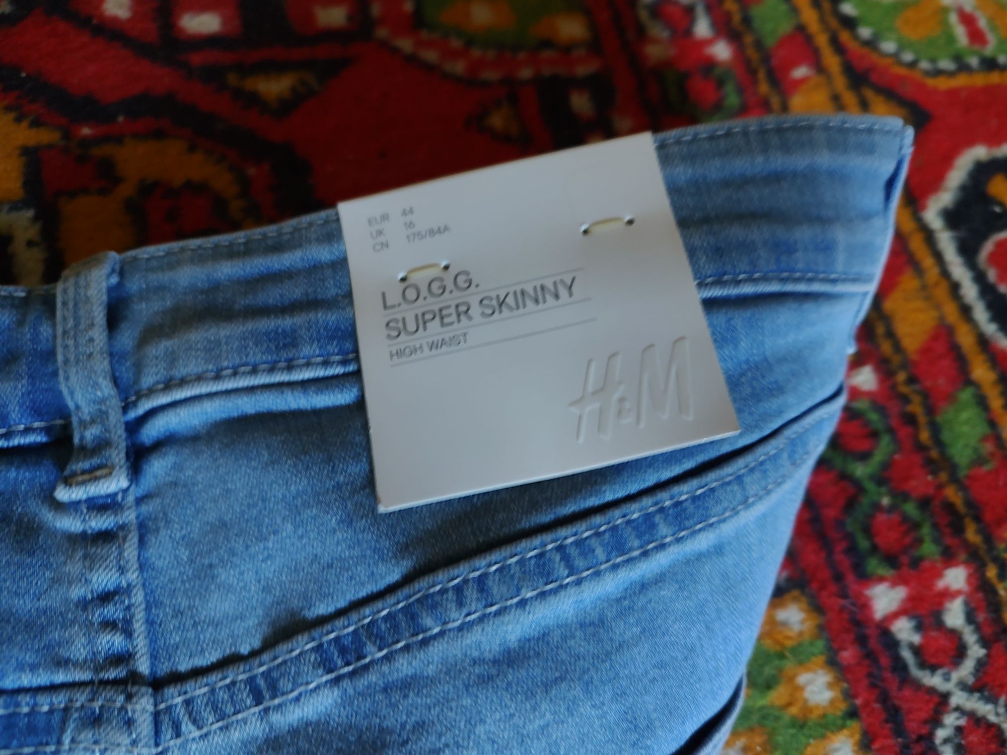 Джинсы женские(светло-синие) H&M, Штаны женские теплые C&A (Canada)