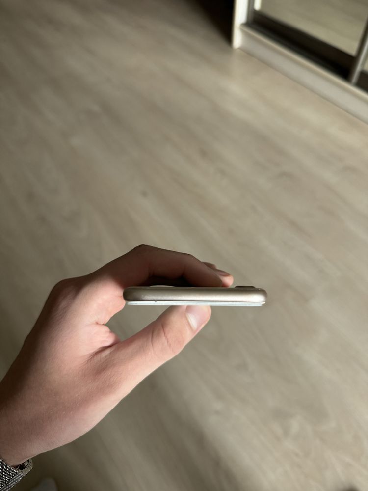 (85$) Apple Айфон/Iphone 8 64gb Gold Неверлок Акб:89%