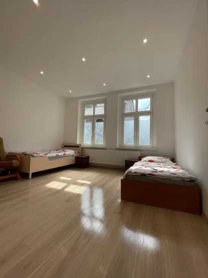 Киевский Хостел! Метро Золотые ворота Театральная! Хозяин! Недорого!--555.biz.ua