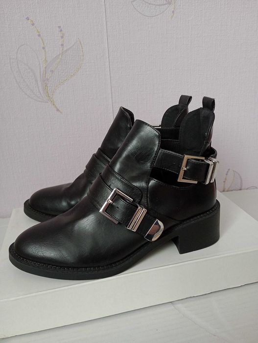 Botki damskie przejściowe Pimkie rozmiar 38.