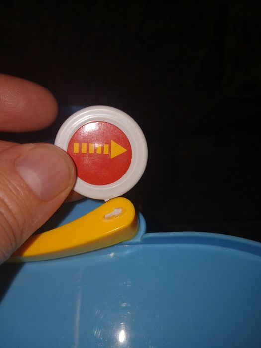 Трек, паркінг з ліфтом