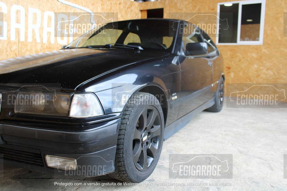 BMW E36 316I Compact_Para Peças