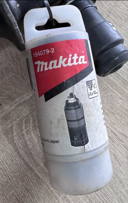 Młotowiertarka HR2811FT