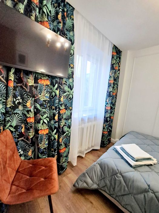 NEW Квартира біля ТРЦ Никольский, джакузі, SMART TV, центр, подобово