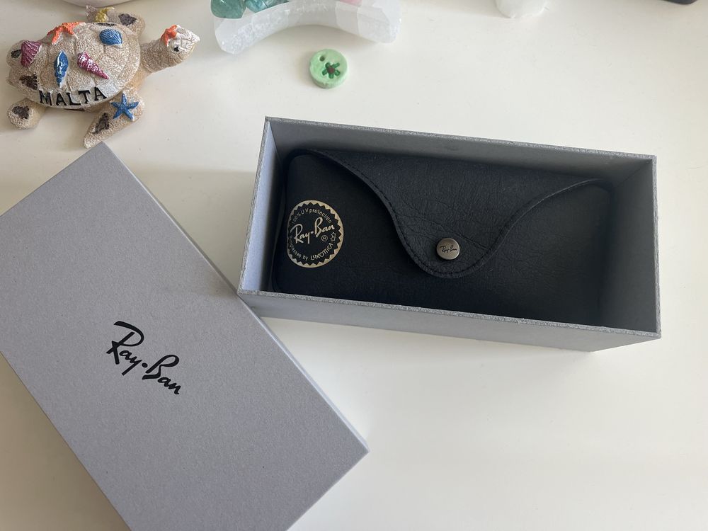 Oculos de sol Ray-Ban modelo Boyfriend Reverse em preto