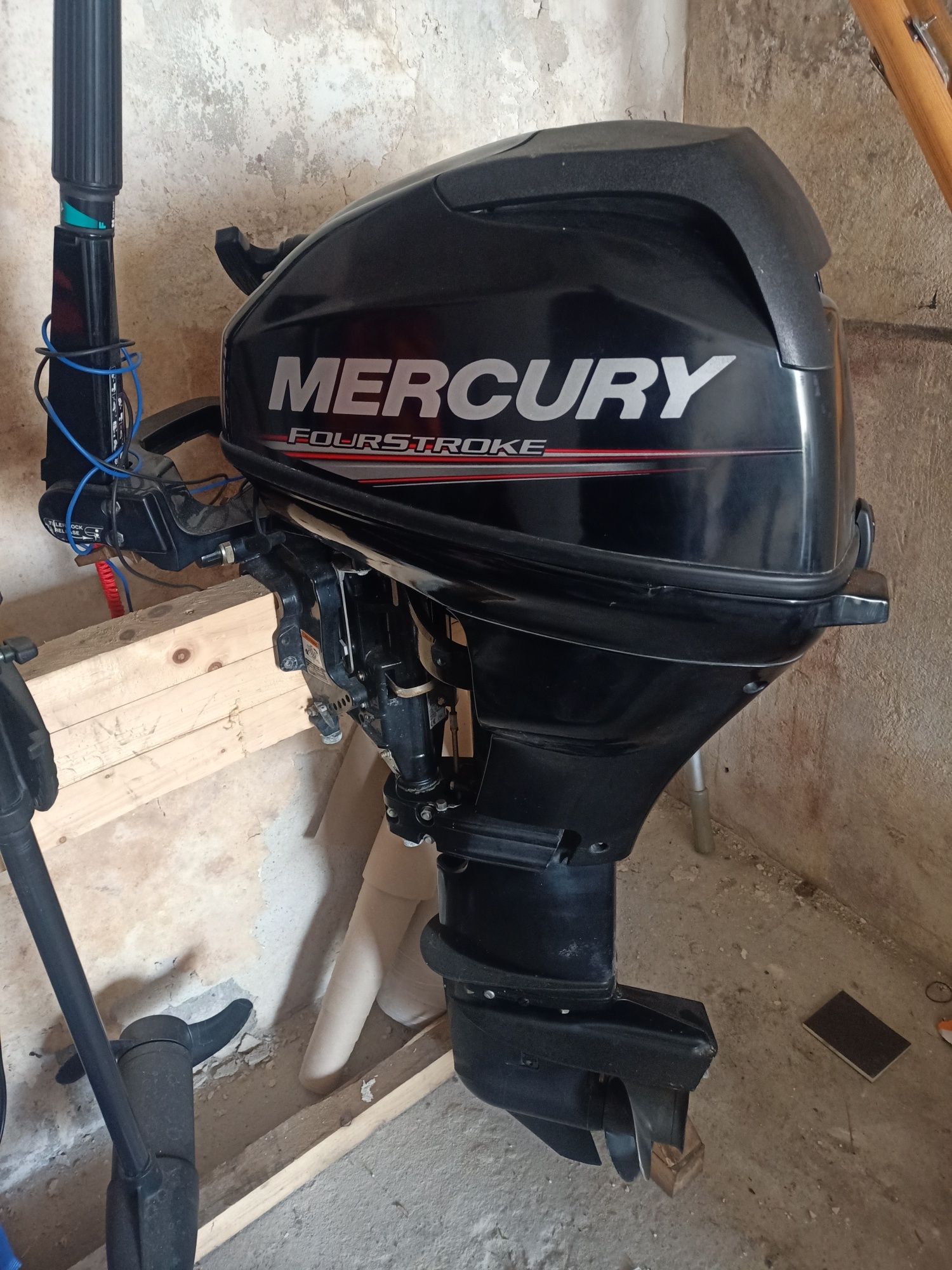 Silnik zaburtowy Mercury 15/20