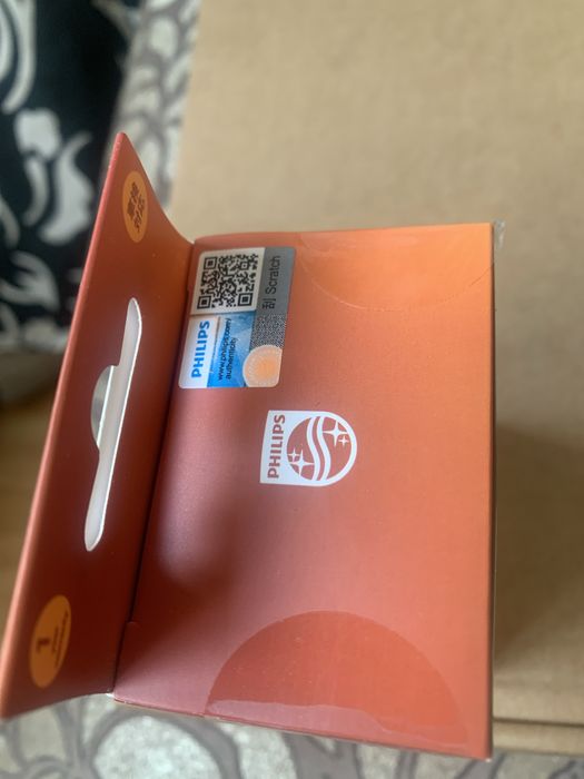 Лампочка для мотоцикла hs1 philips оригінал 6500к біла лед